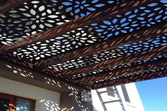 Chine Le plafond d&amp;#39;acier inoxydable de maison / bâtiment lambrisse durable favorable à l&amp;#39;environnement fournisseur